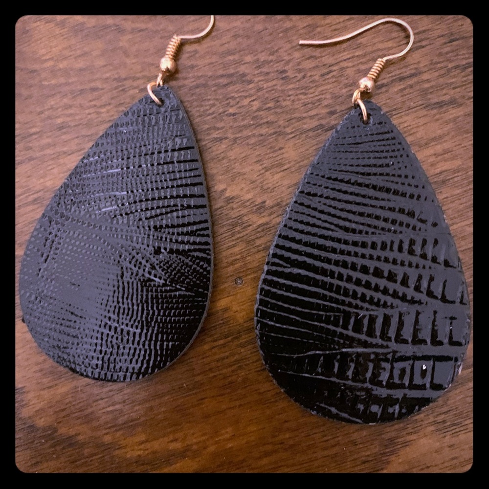 Black earrings